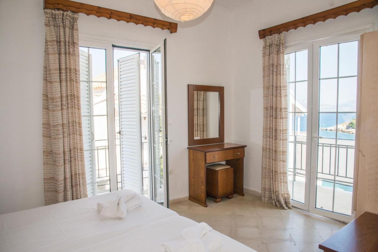 Limani Apartments Kassiopi Exterior foto
